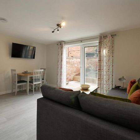 Crewe Short Lets 8 Victoria Court, Crewe Exterior foto